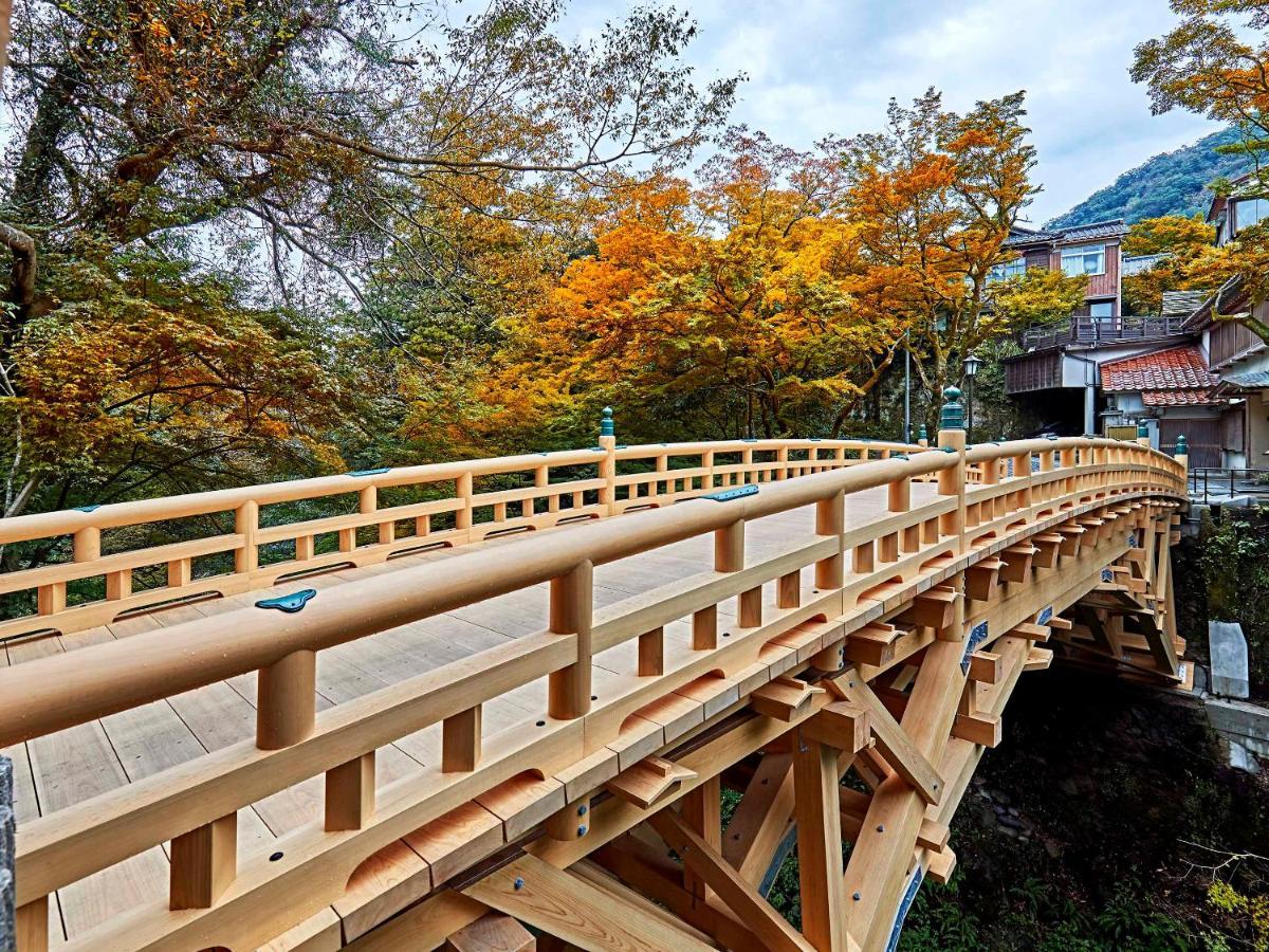Ooedo Onsen Monogatari Yamanaka Saichoraku Kaga (Ishikawa)