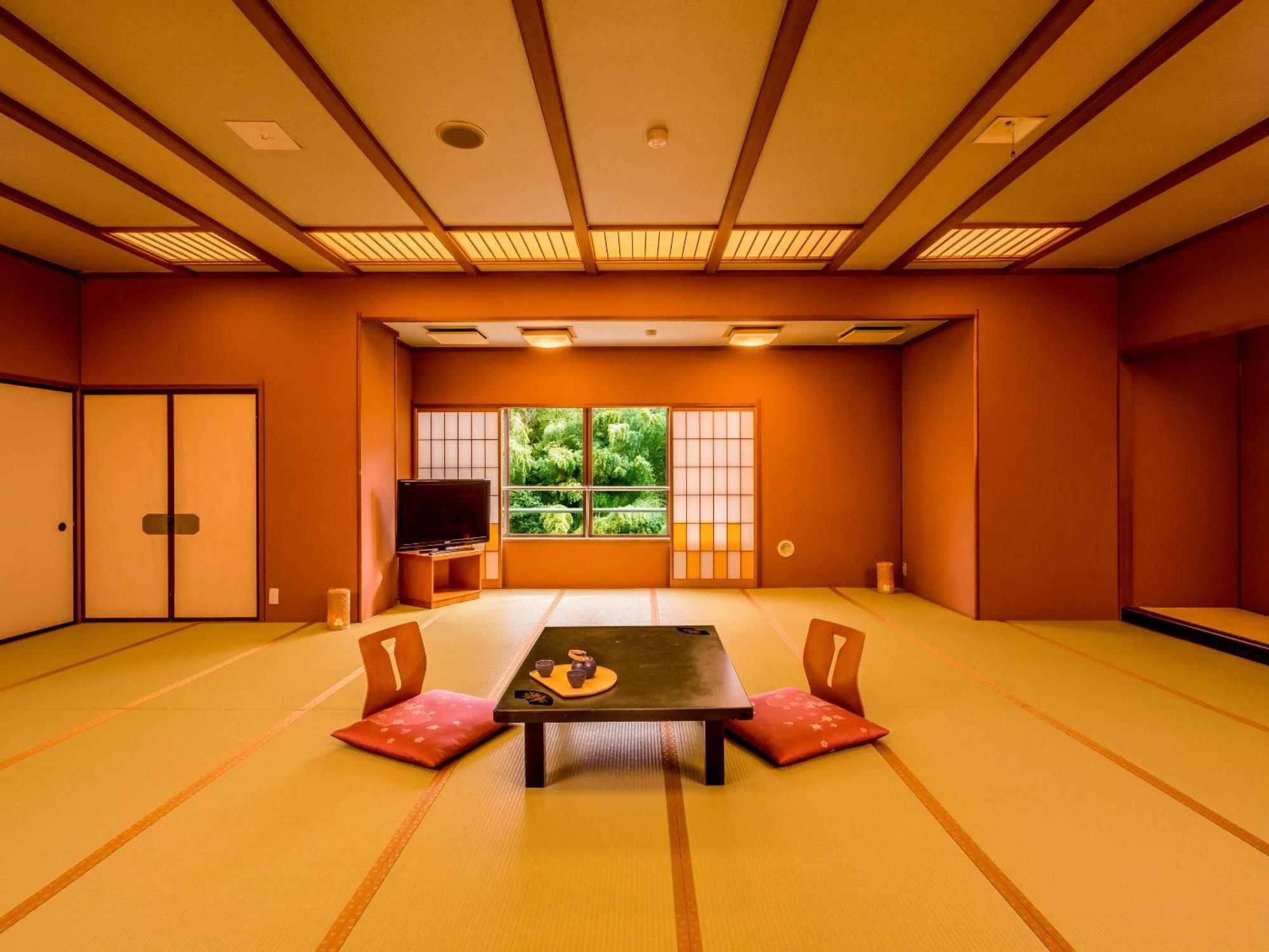 Ooedo Onsen Monogatari Yamanaka Saichoraku เรียวกัง คากะ