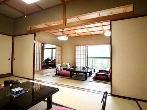 Ooedo Onsen Monogatari Yamanaka Saichoraku เรียวกัง 3*